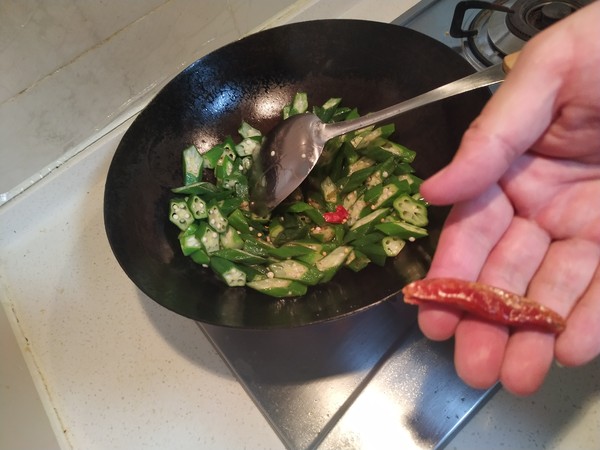 清炒秋葵的做法-家常味炒菜譜