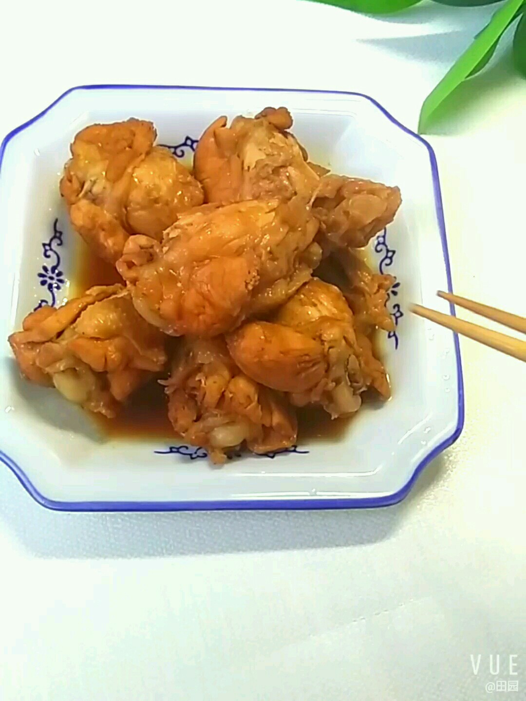 香噴噴紅燒雞翅根的做法-咸鮮味燒菜譜