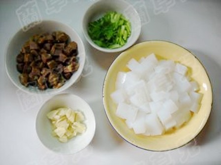 牛肉燒涼粉的做法-家常味燒菜譜