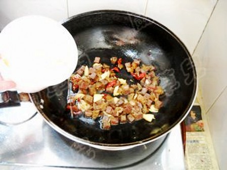 牛肉燒涼粉的做法-家常味燒菜譜