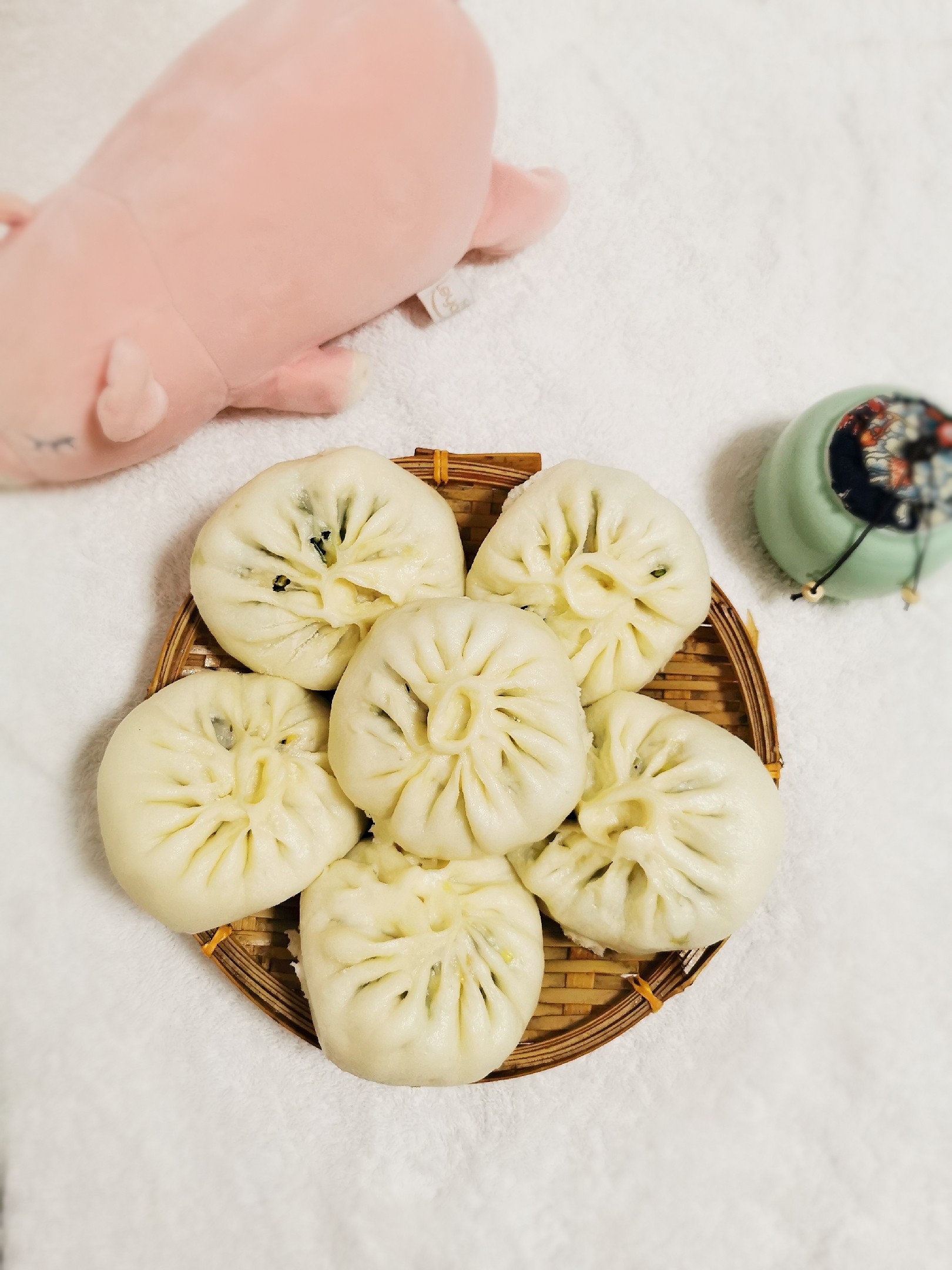 韭菜雞蛋素包子，餡里有鹽就入味，10分鐘出鍋剛剛剛好的做法-家常味蒸菜譜