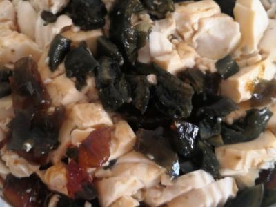 皮蛋豆腐的做法-麻辣味拌菜譜