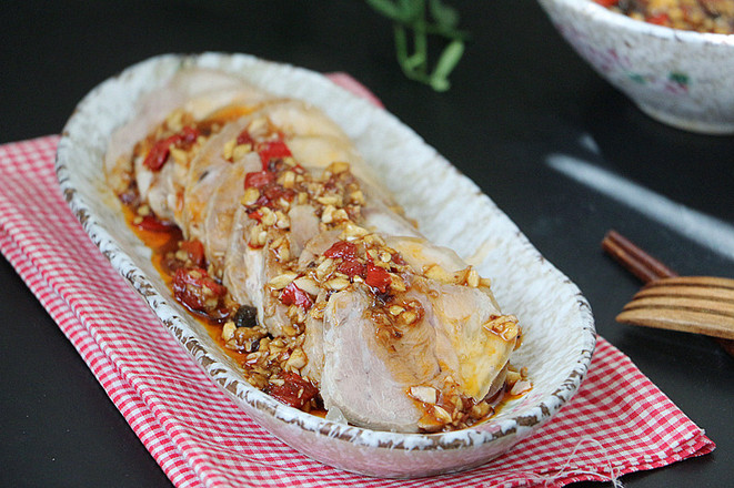 白切肘子的做法-咸鮮味煮菜譜