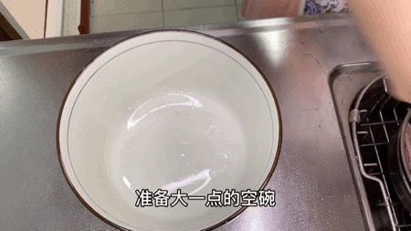 用電飯鍋就能做的「蜜汁叉燒」竟然比餐廳還好吃！的做法-甜味燜菜譜