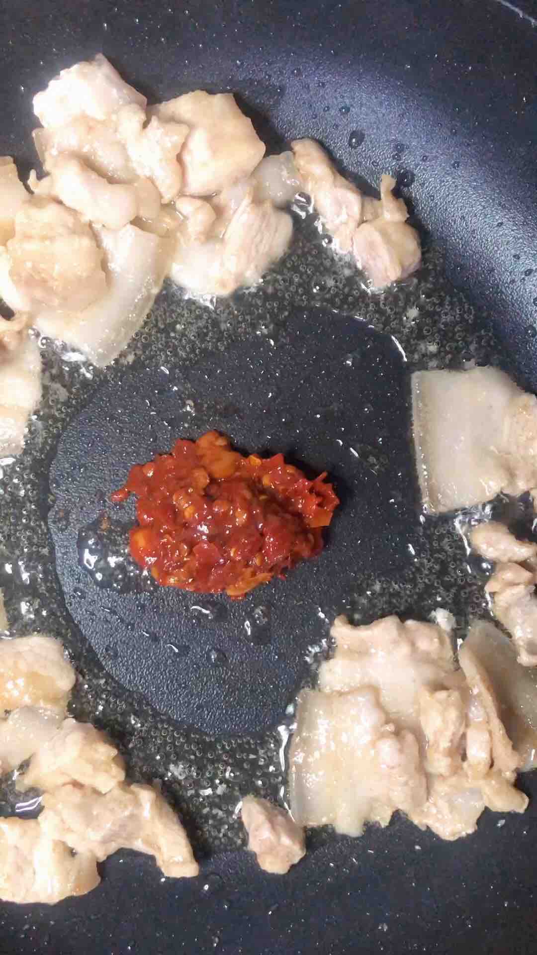 茭白炒肉的做法-家常味炒菜譜