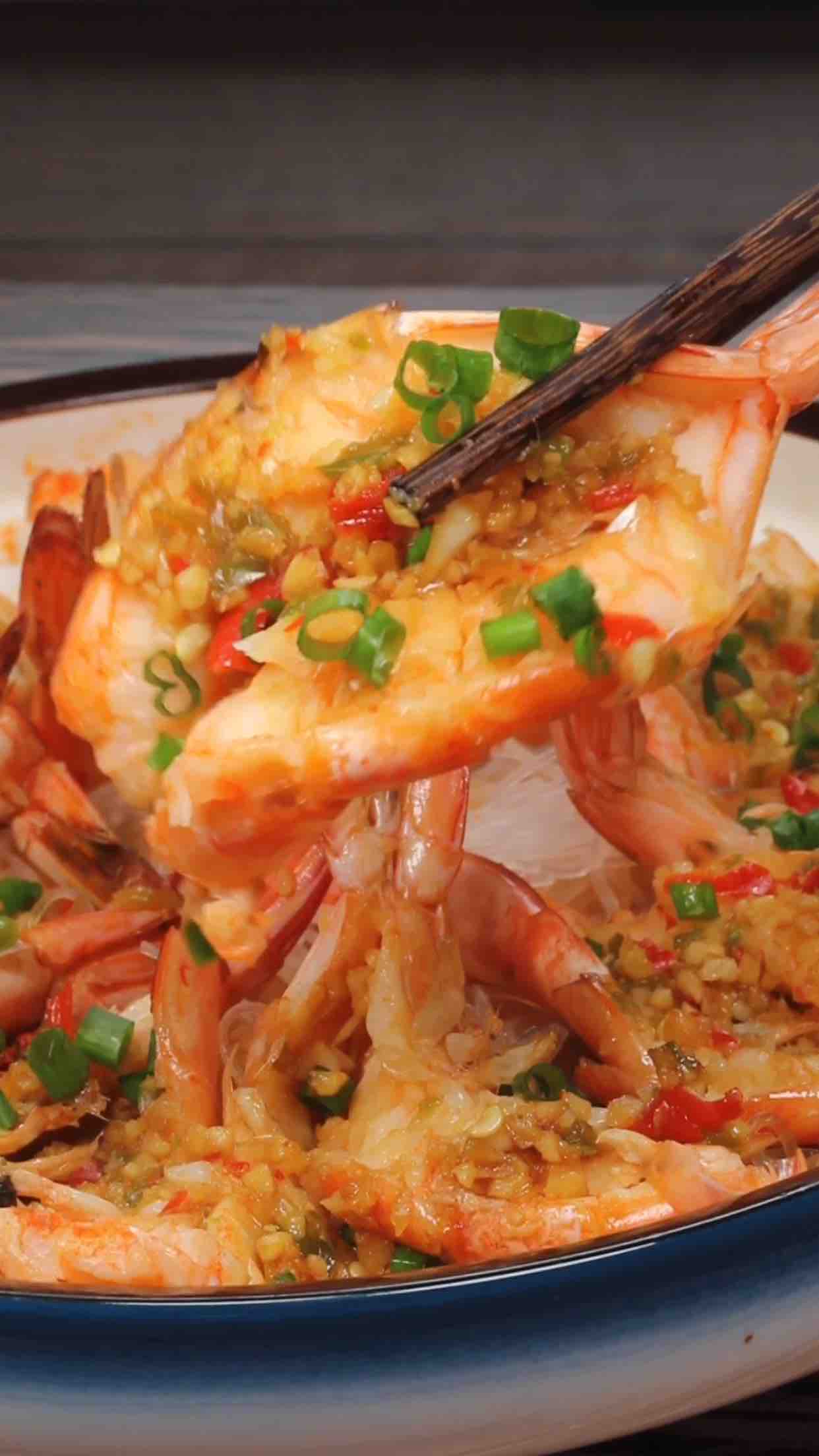 劈腿大蝦的做法-咸鮮味蒸菜譜