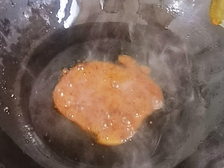 雞腿的花式做法-雞腿燜野筍，配菜豐富，營養(yǎng)美味，孩子超愛吃的做法-家常味燜菜譜