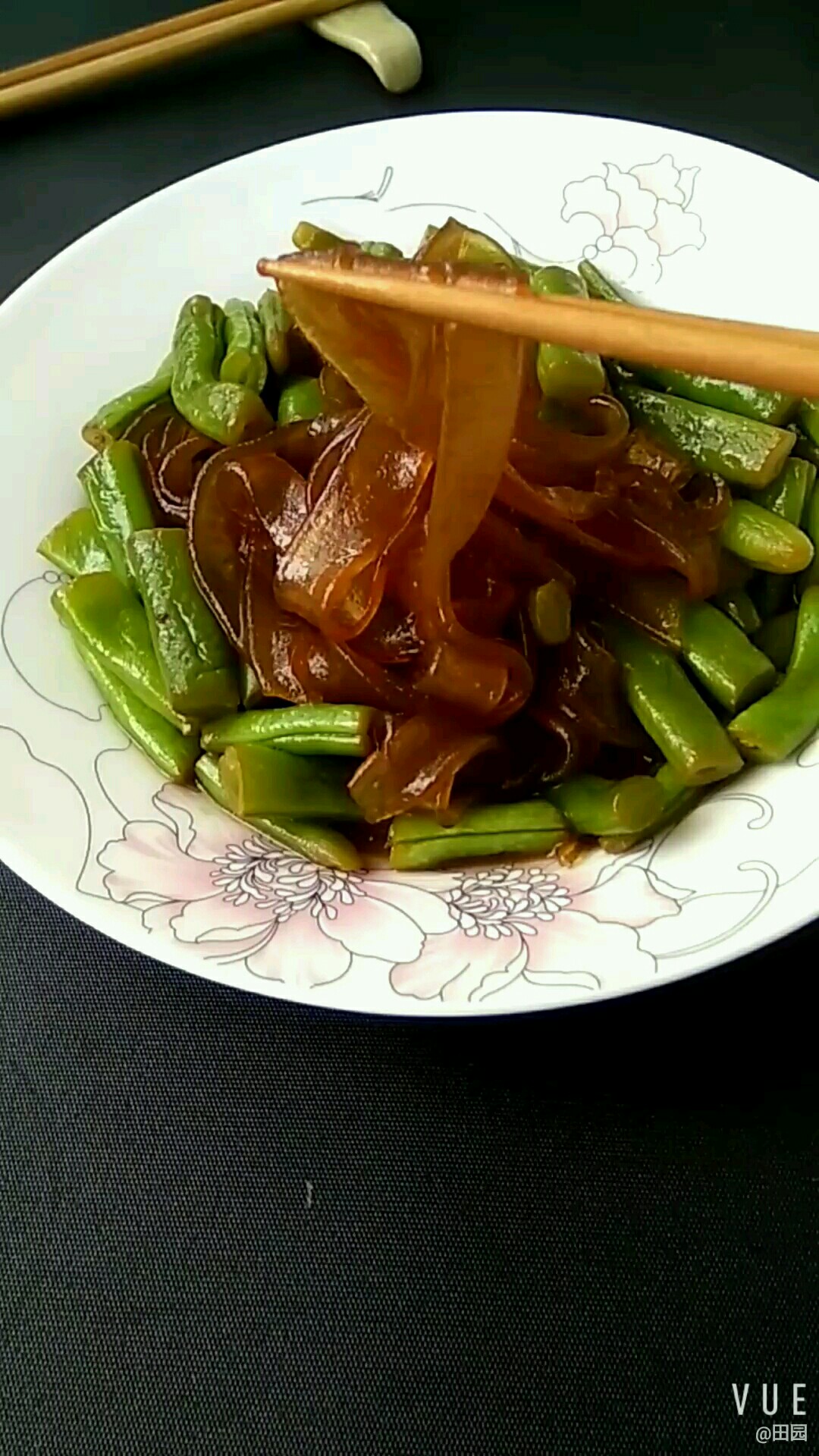 豆角燒寬粉的做法-家常味燒菜譜