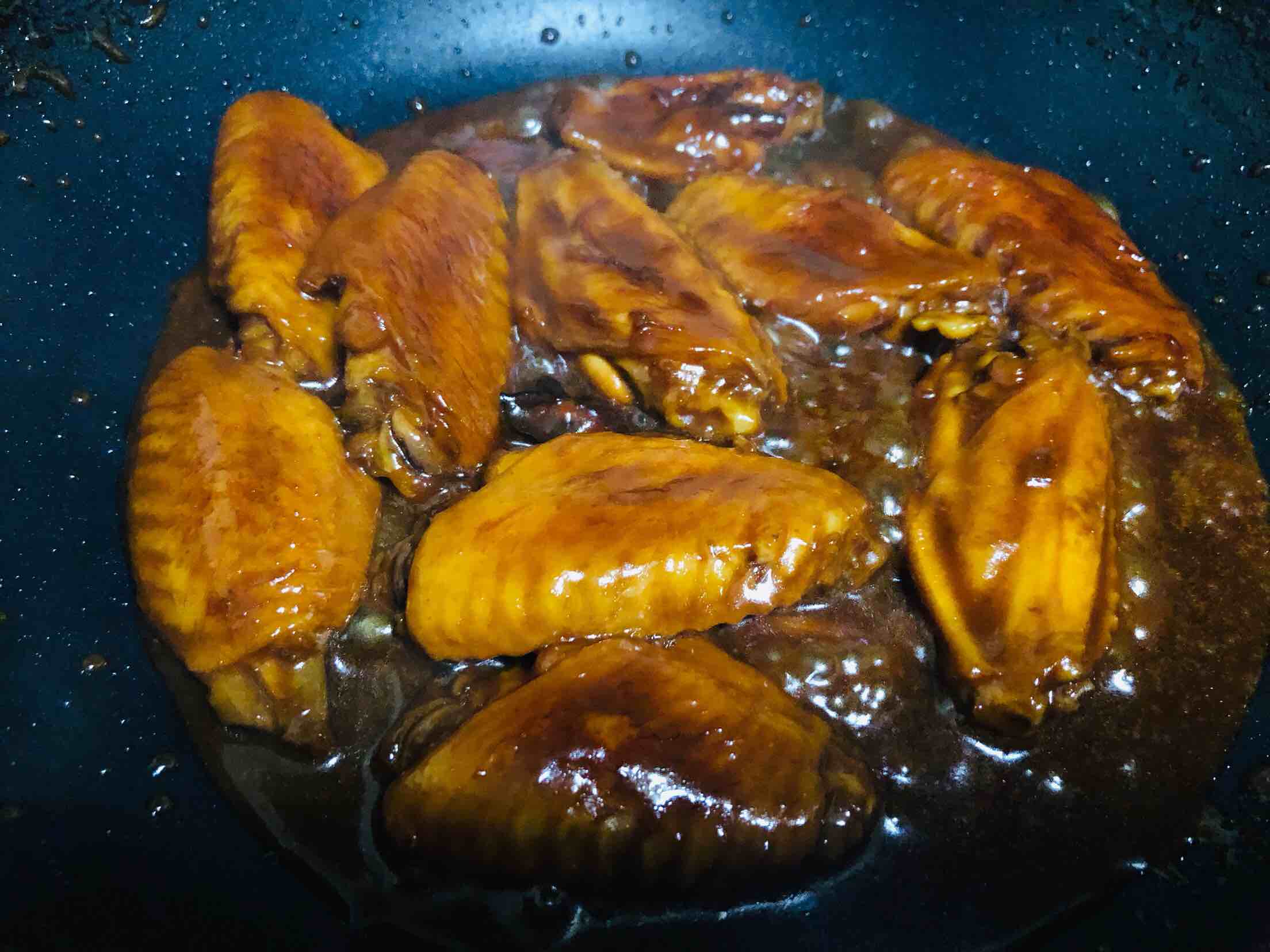 紅燒雞翅的做法-家常味燒菜譜