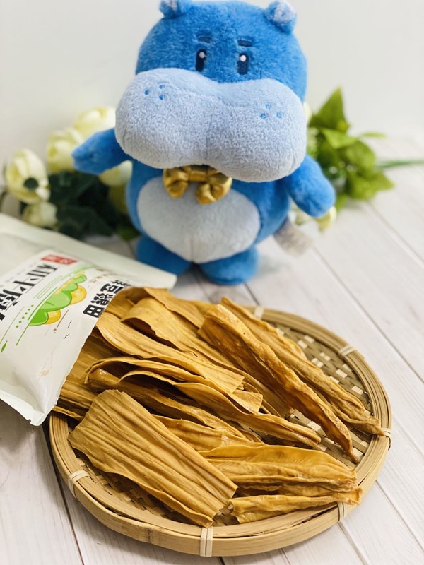 夏日涼拌吃腐竹，爽滑可口，撈一撈超好吃的做法-家常味煮菜譜