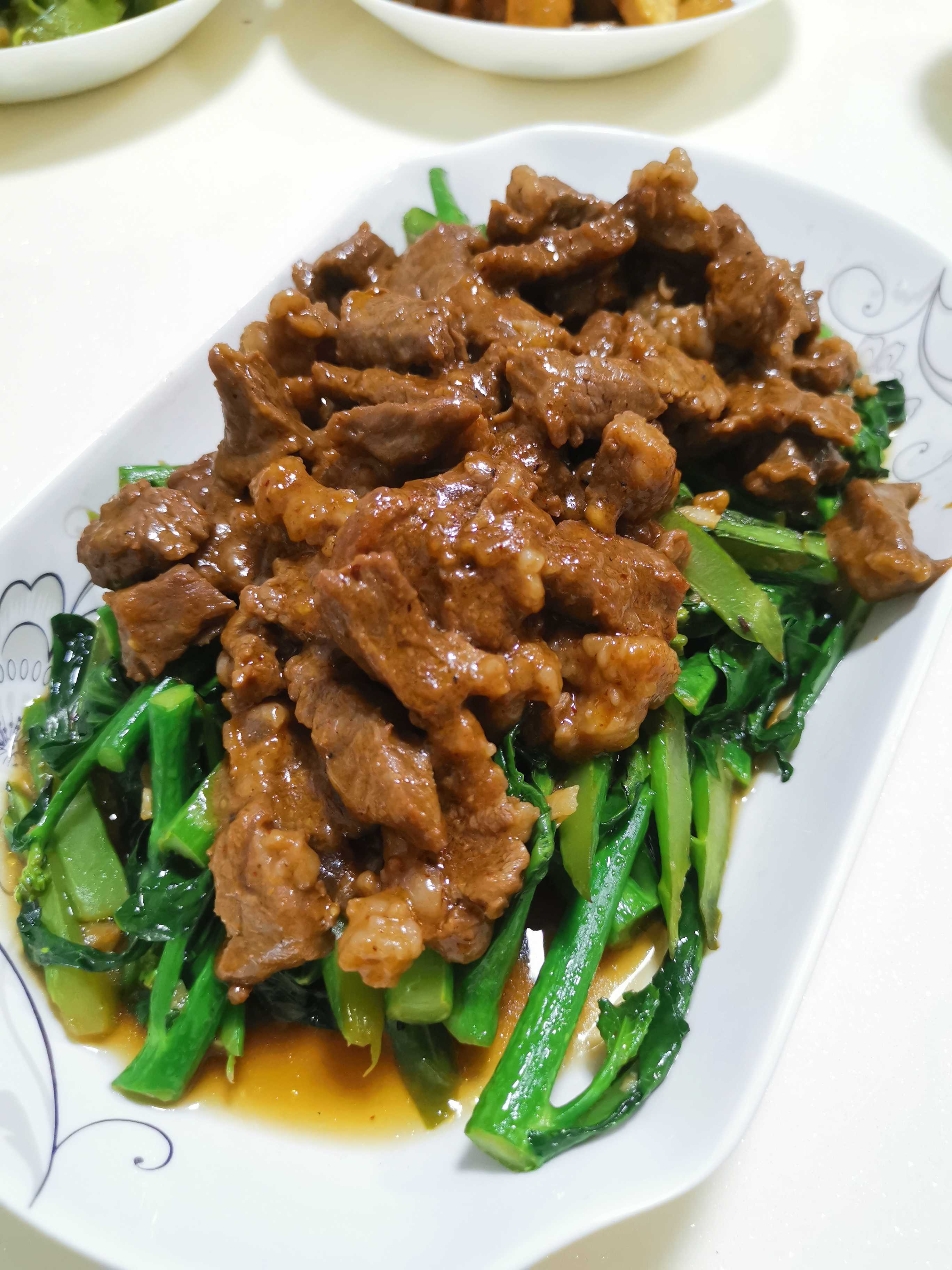 沙茶牛肉芥蘭的做法-醬香味炒菜譜