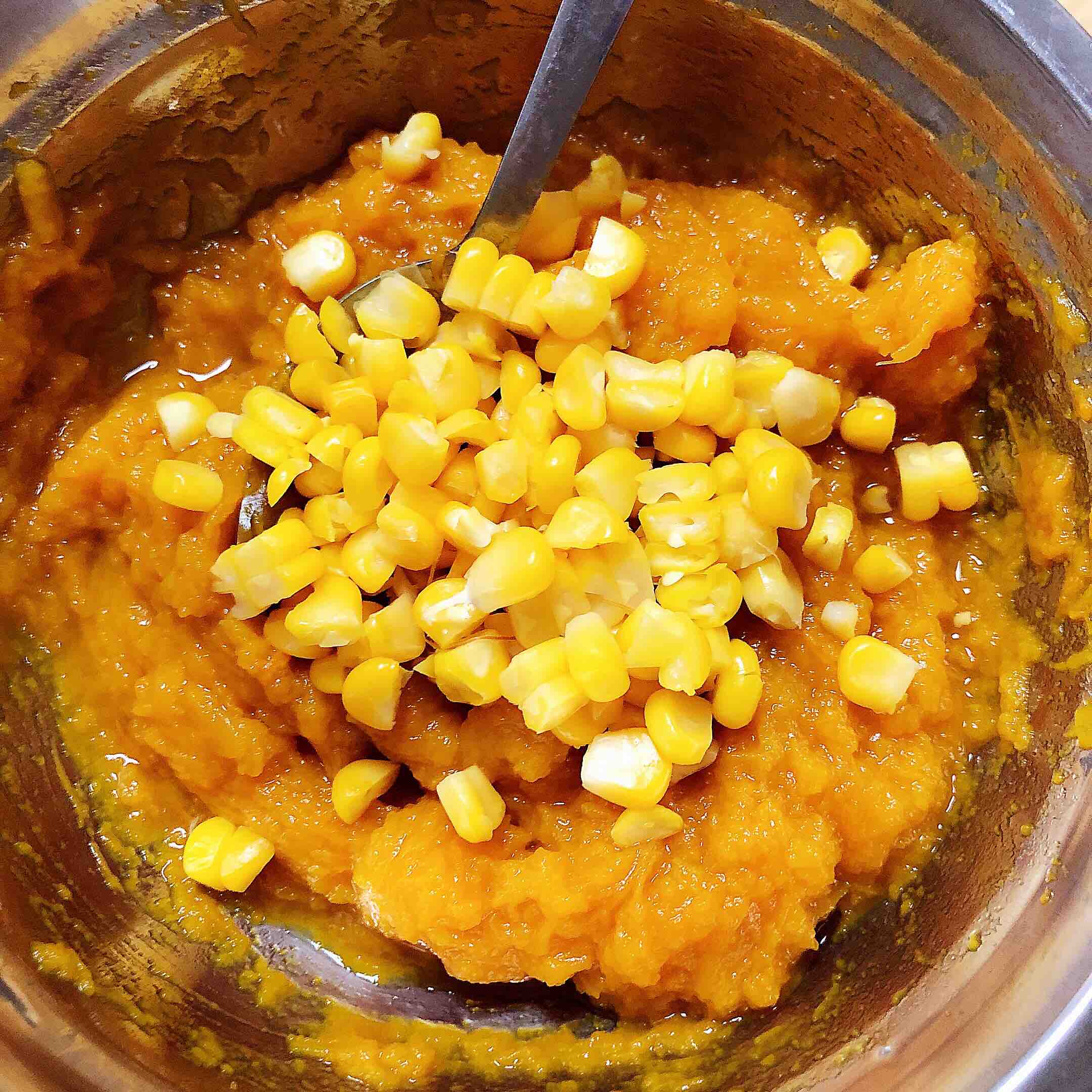 芝士焗玉米南瓜的做法-甜味烤菜譜