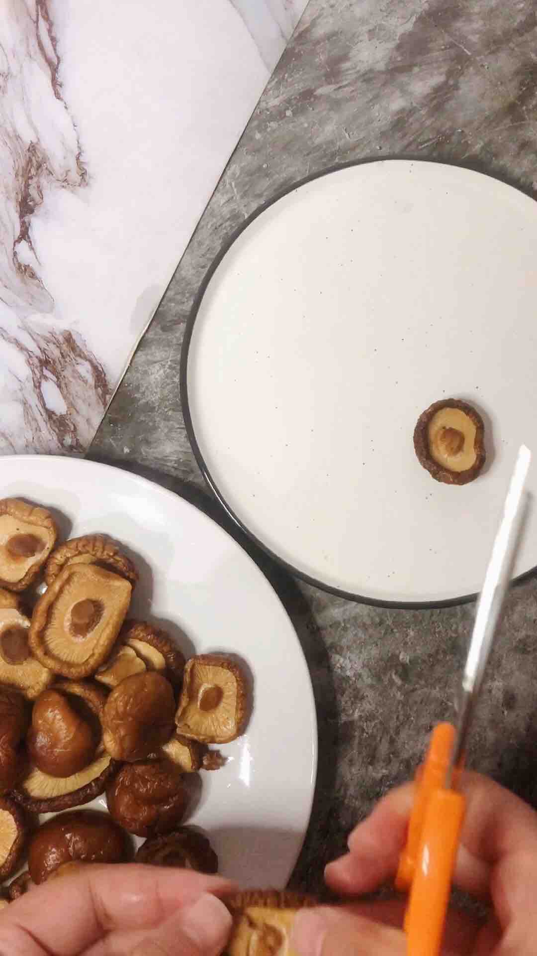 香菇蝦泥堡的做法-咸鮮味烤菜譜