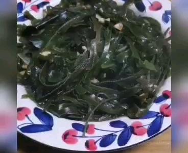 蒜泥海帶絲的做法-家常味炒菜譜