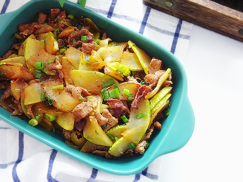 角瓜炒肉的做法-咸鮮味炒菜譜