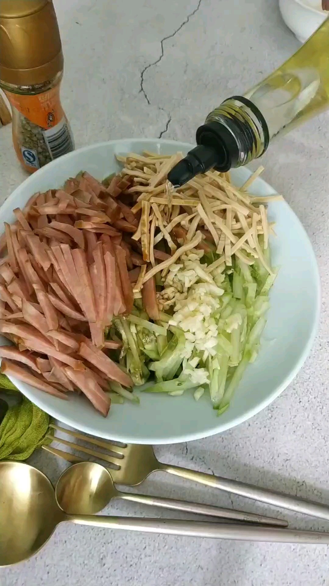 夏日爽口解暑涼菜的做法-家常味拌菜譜