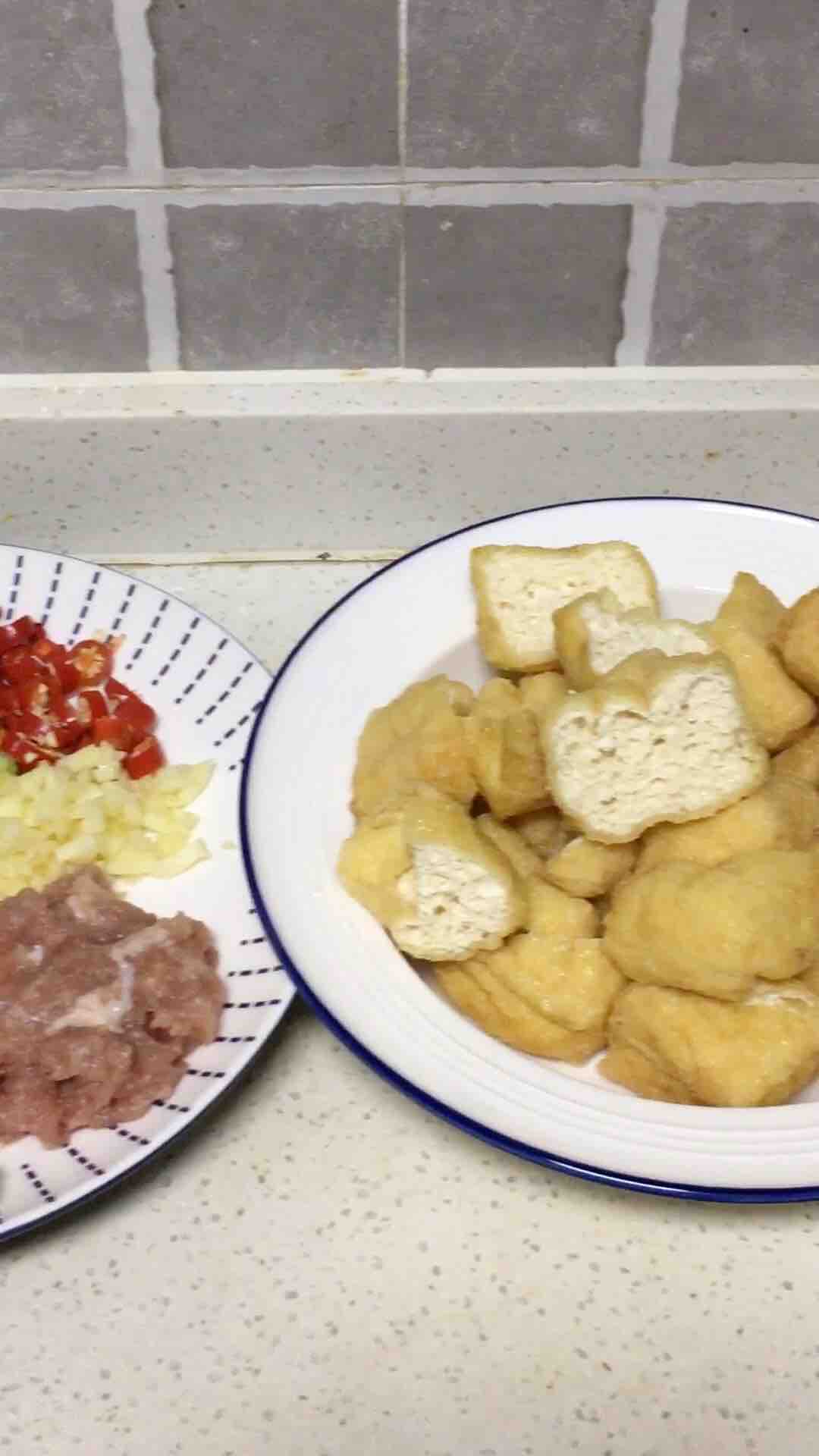 紅燒豆腐泡的做法-家常味燒菜譜