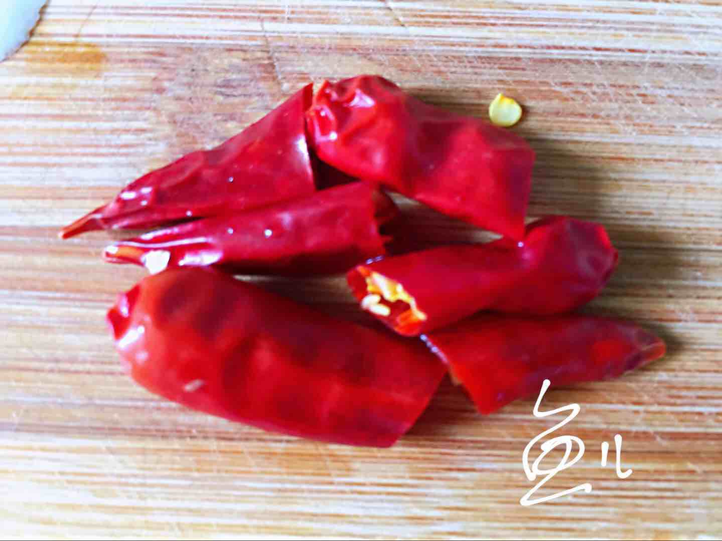 香辣龍蝦尾的做法-香辣味炒菜譜