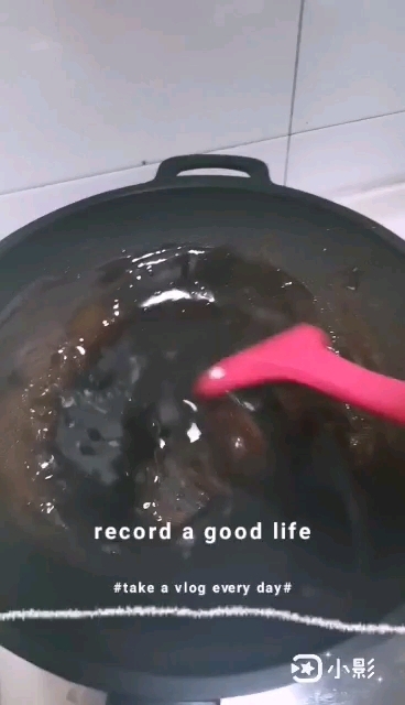 糖醋花生米的做法-酸甜味燒菜譜