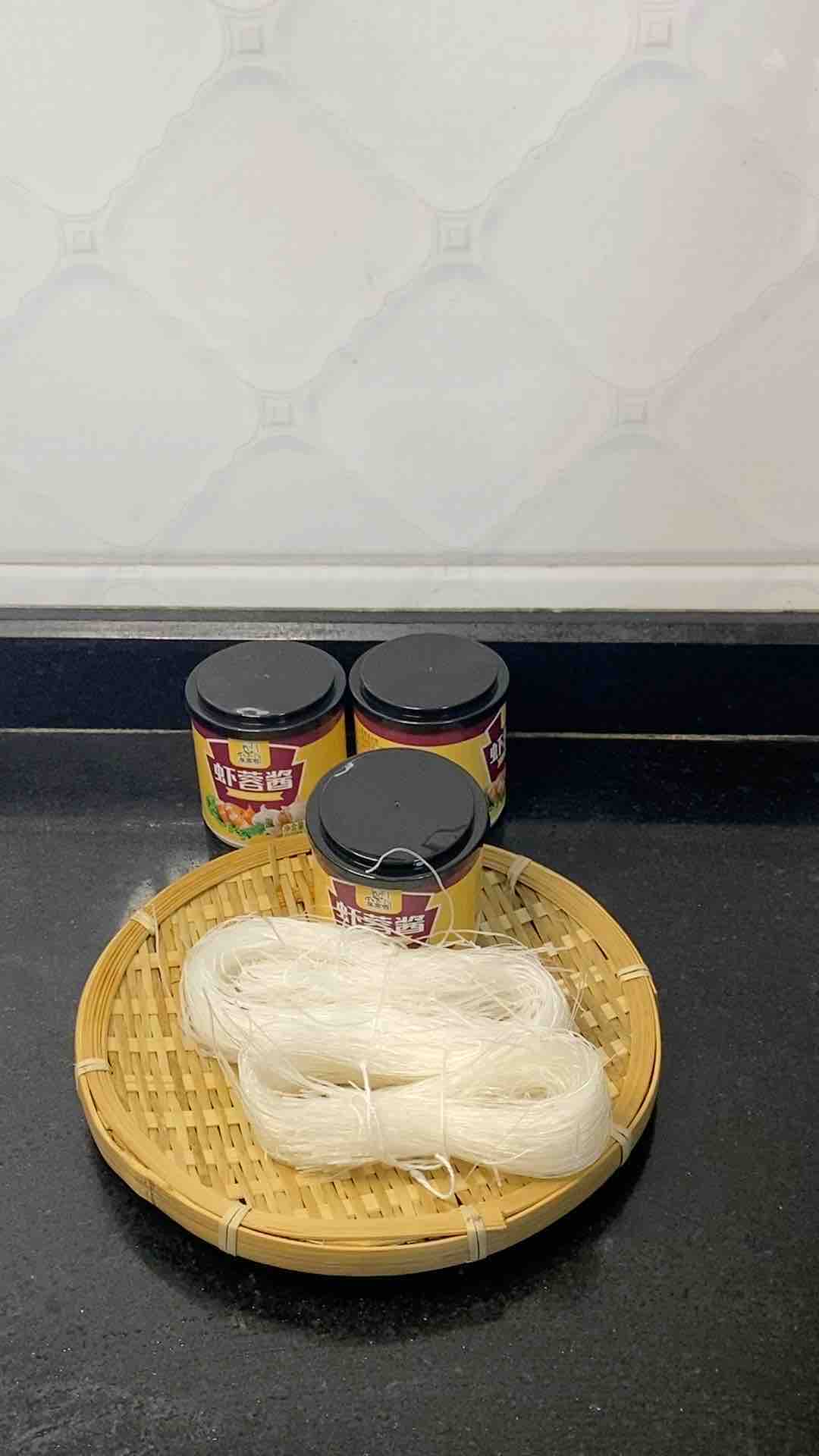 蝦蓉醬涼拌粉絲，美味很開胃的做法-咸鮮味煮菜譜