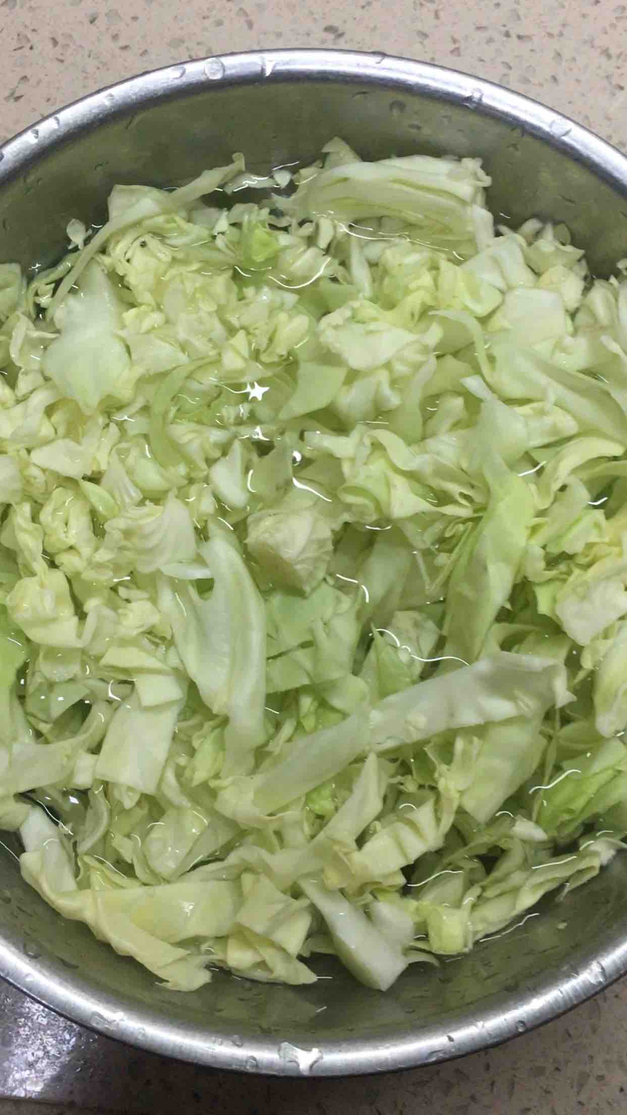 蝦蓉醬拌圓白菜的做法-咸鮮味拌菜譜