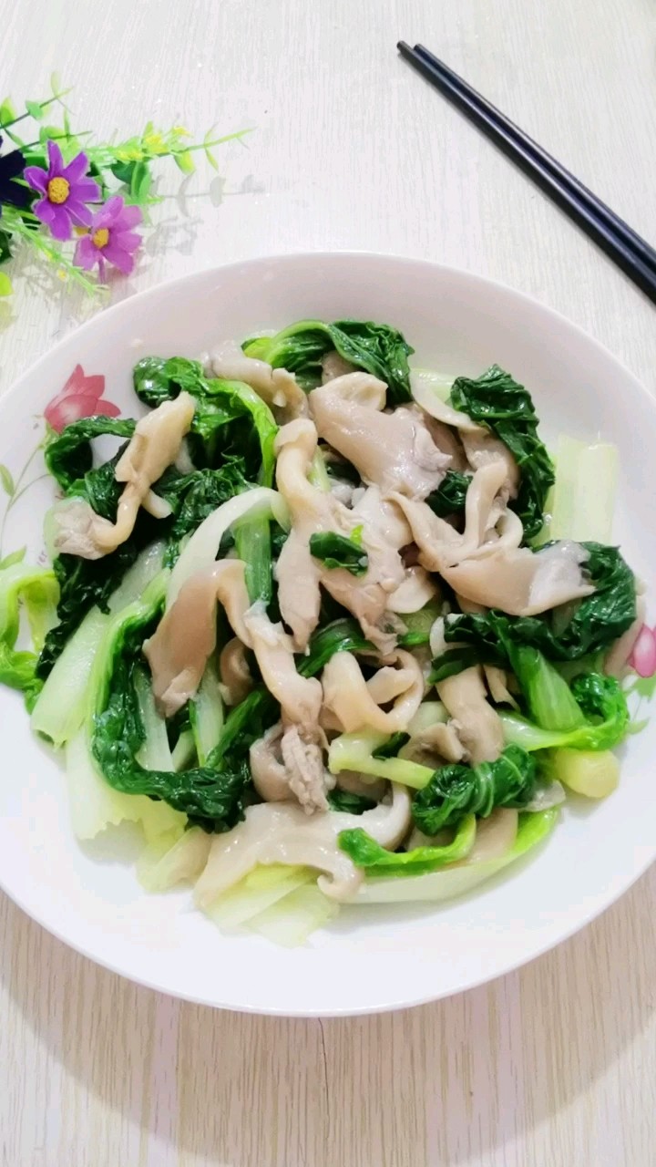 平菇炒小白菜的做法-咸鮮味炒菜譜