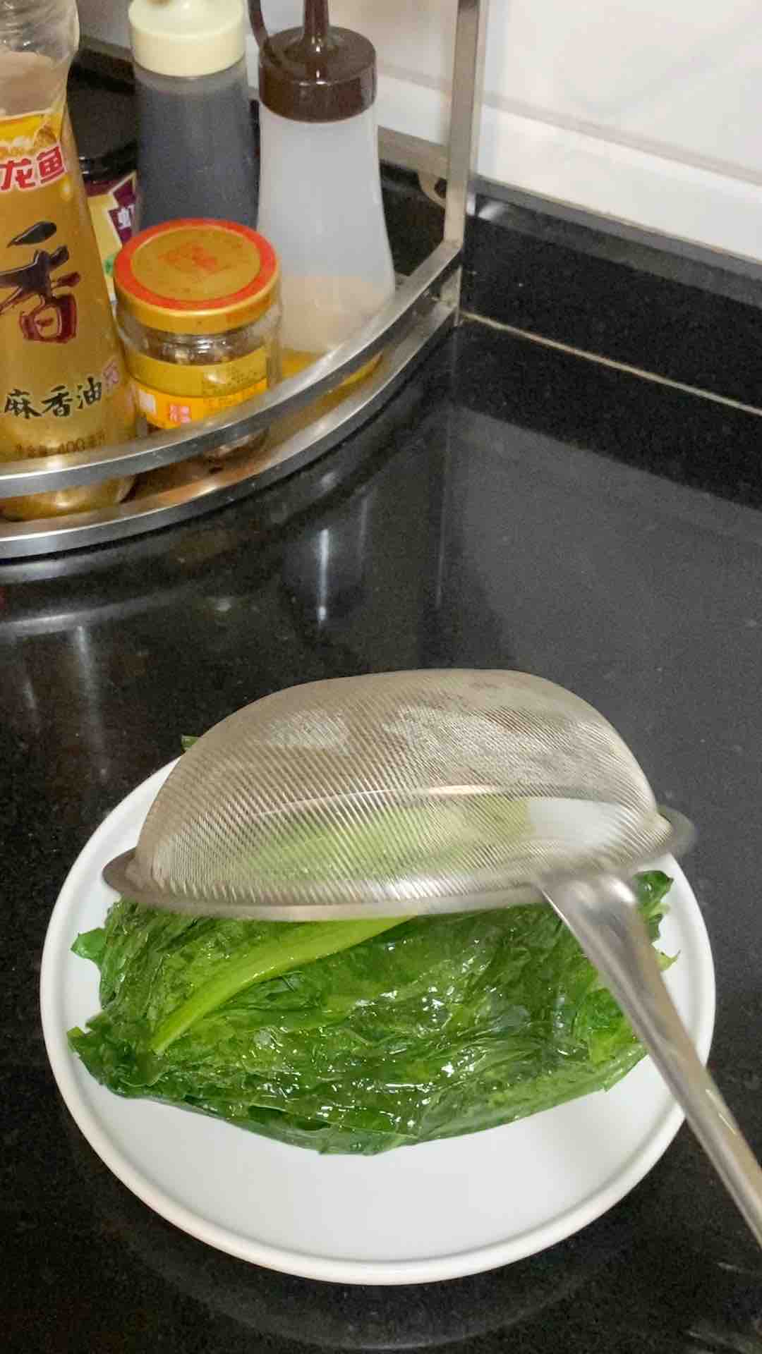 家常菜，醬拌油麥菜的做法-家常味煮菜譜