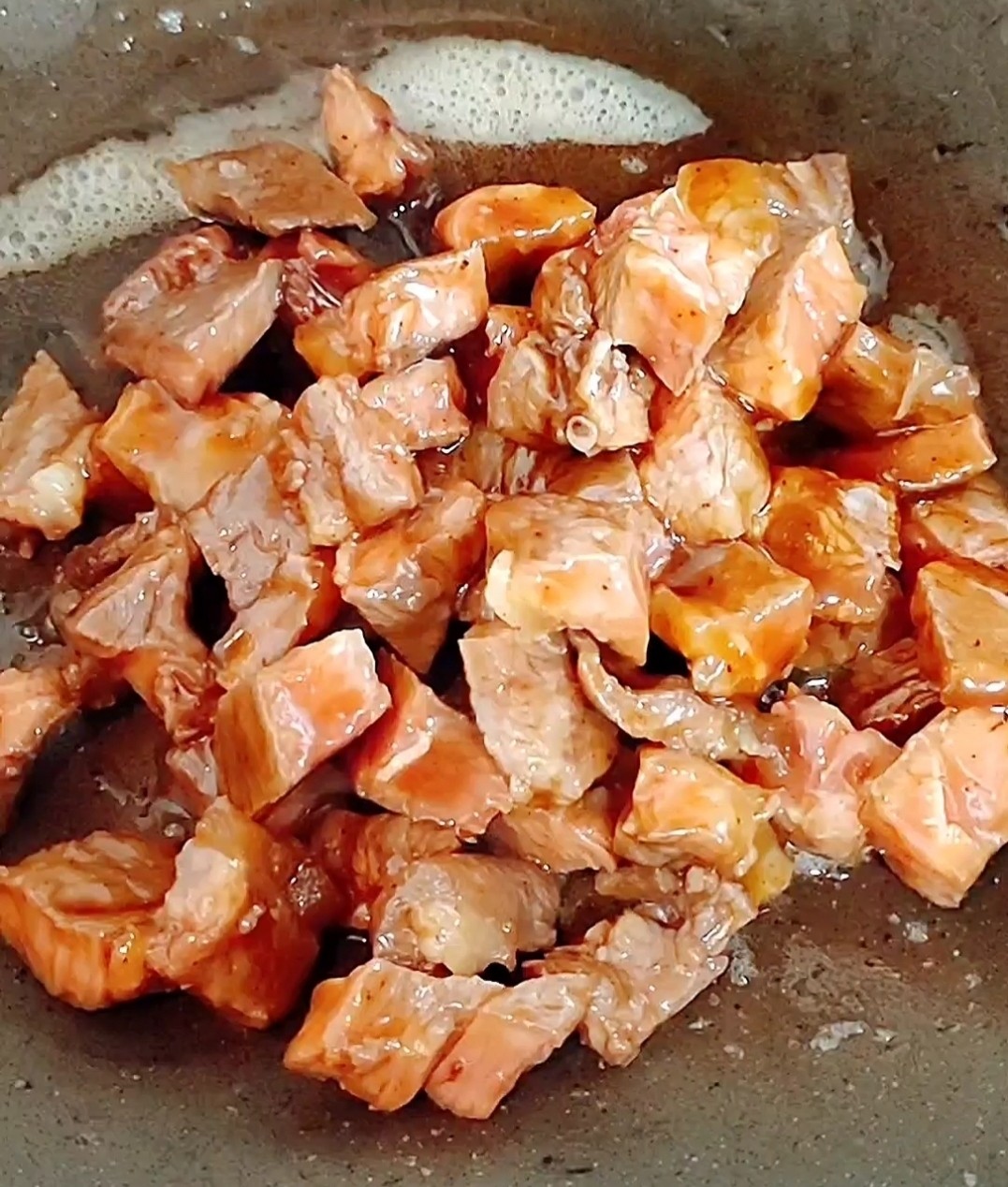 芒果牛肉粒的做法-家常味炒菜譜