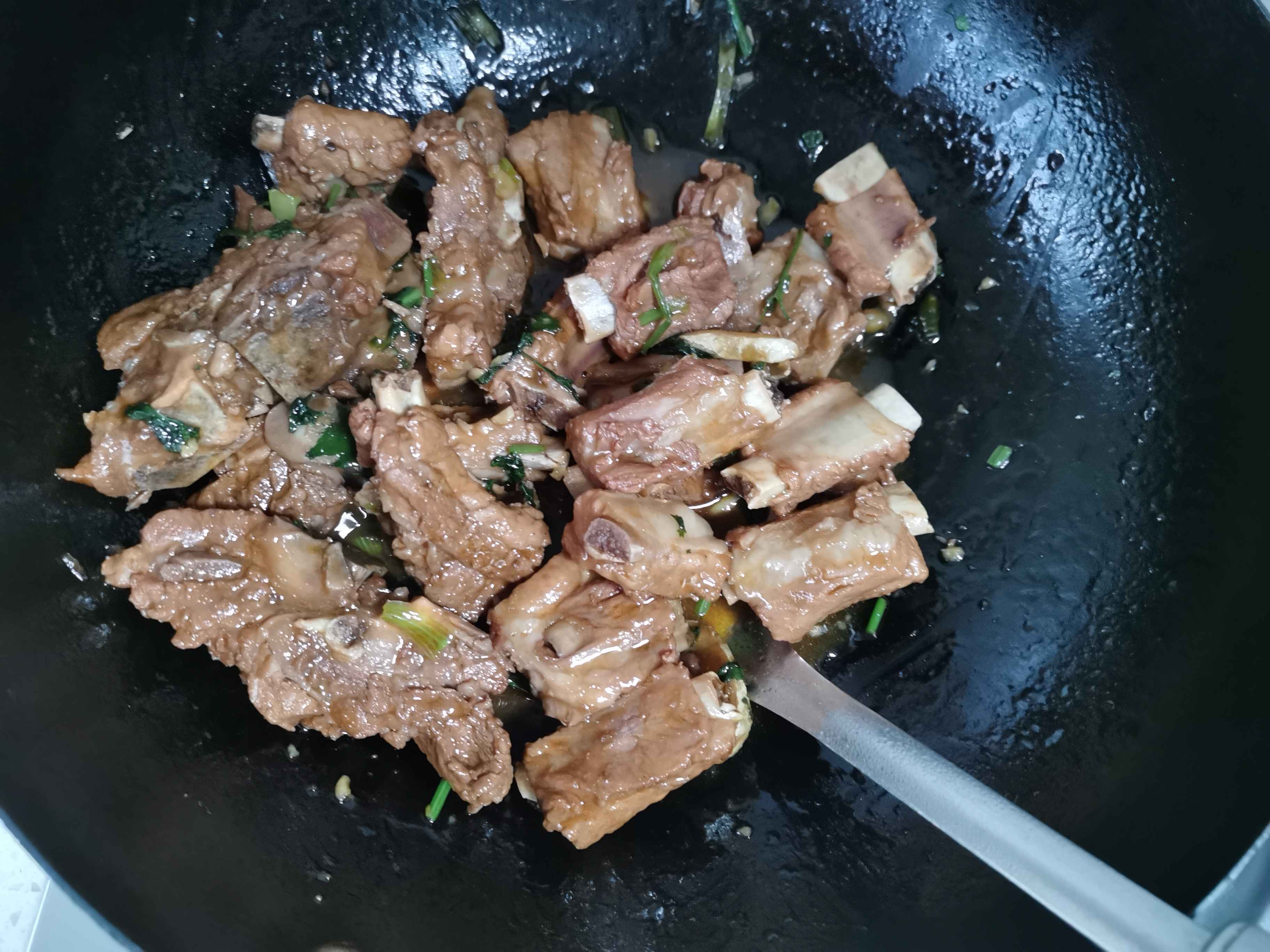 啤酒燒排骨的做法-家常味燉菜譜