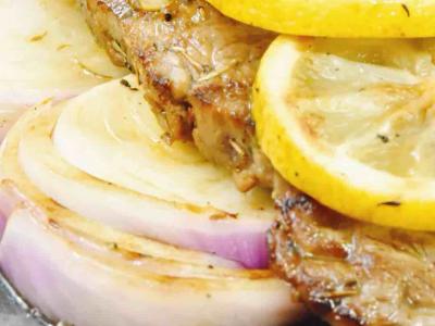 青檸檬蒜香肉眼牛排的做法-家常味煎菜譜