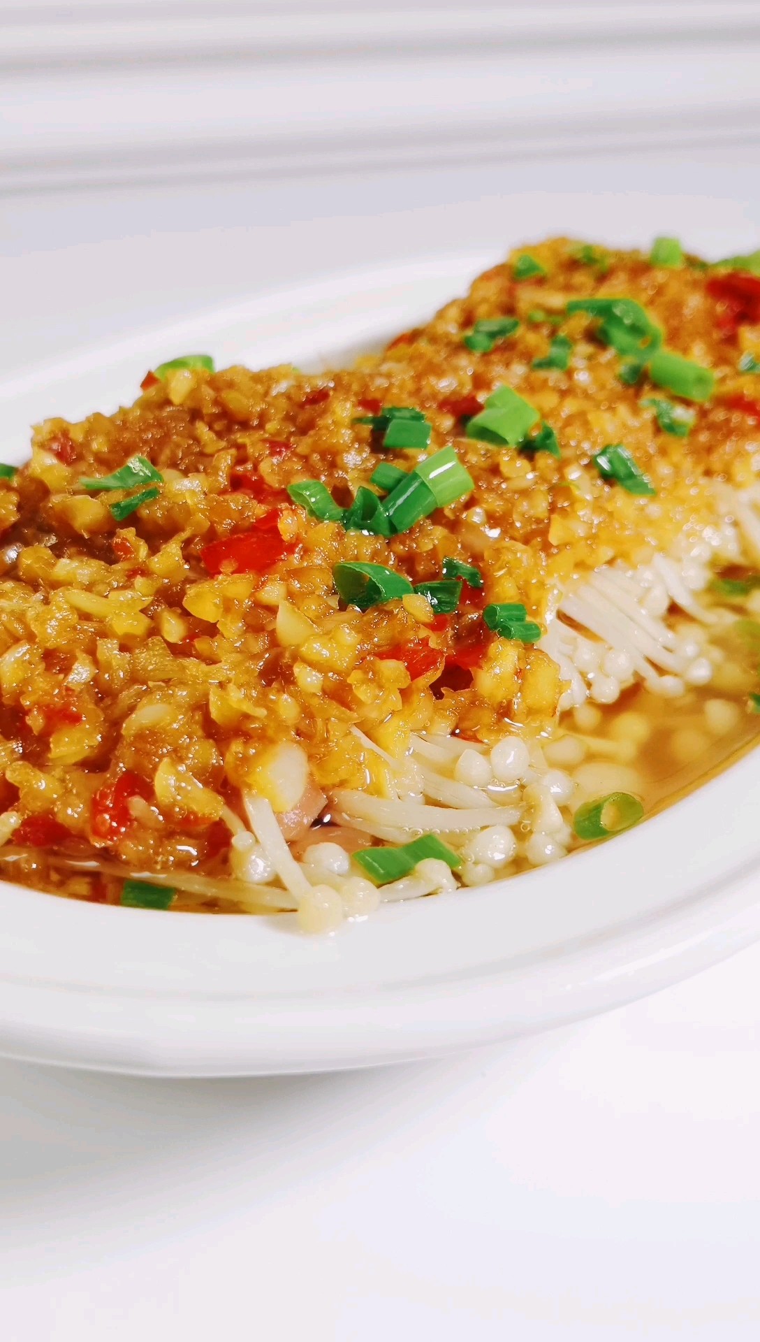 蒜蓉金針菇的做法-香辣味蒸菜譜