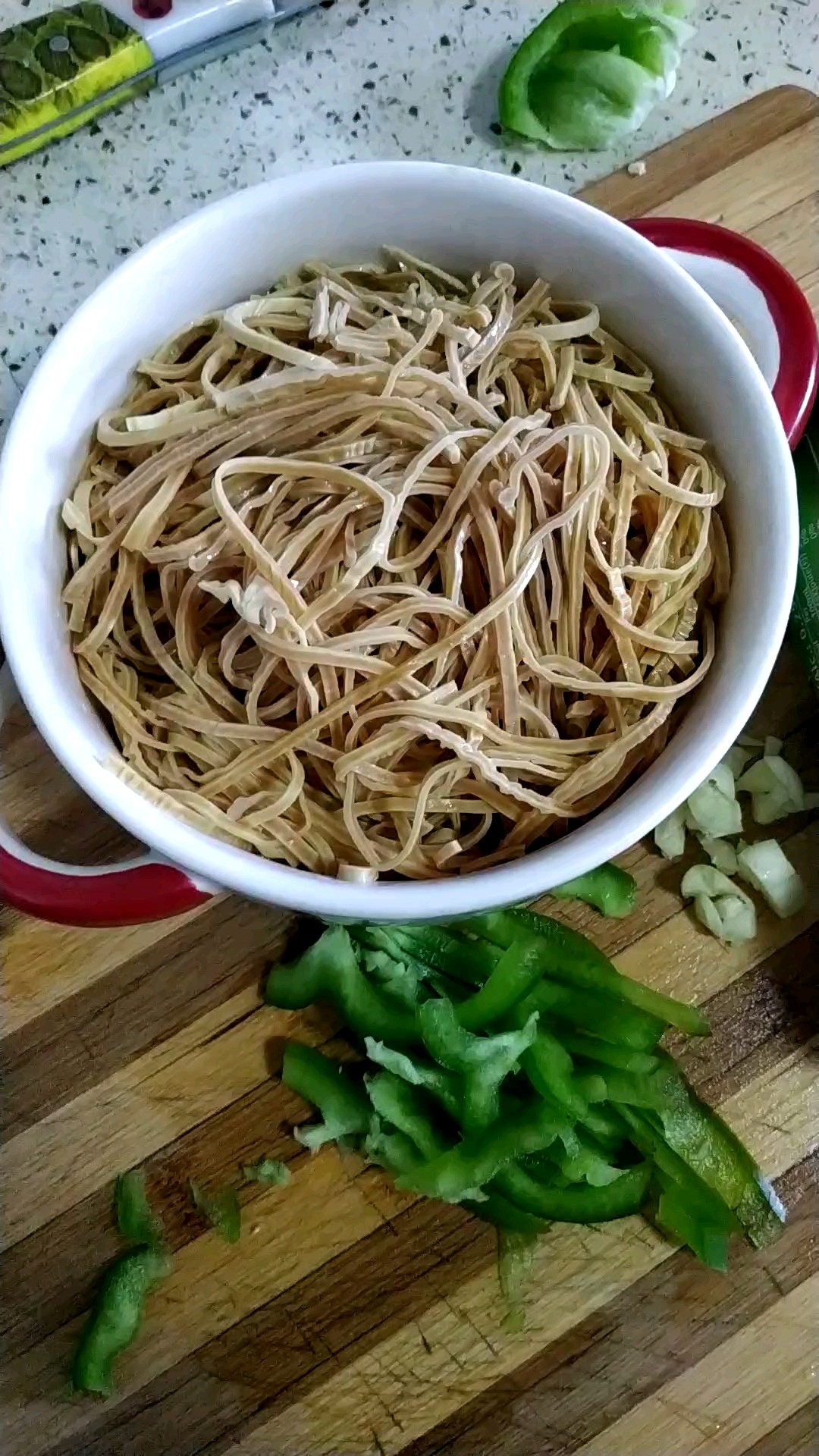 啤酒燉豆絲，吃過沒，來一份的做法-其它口味燉菜譜