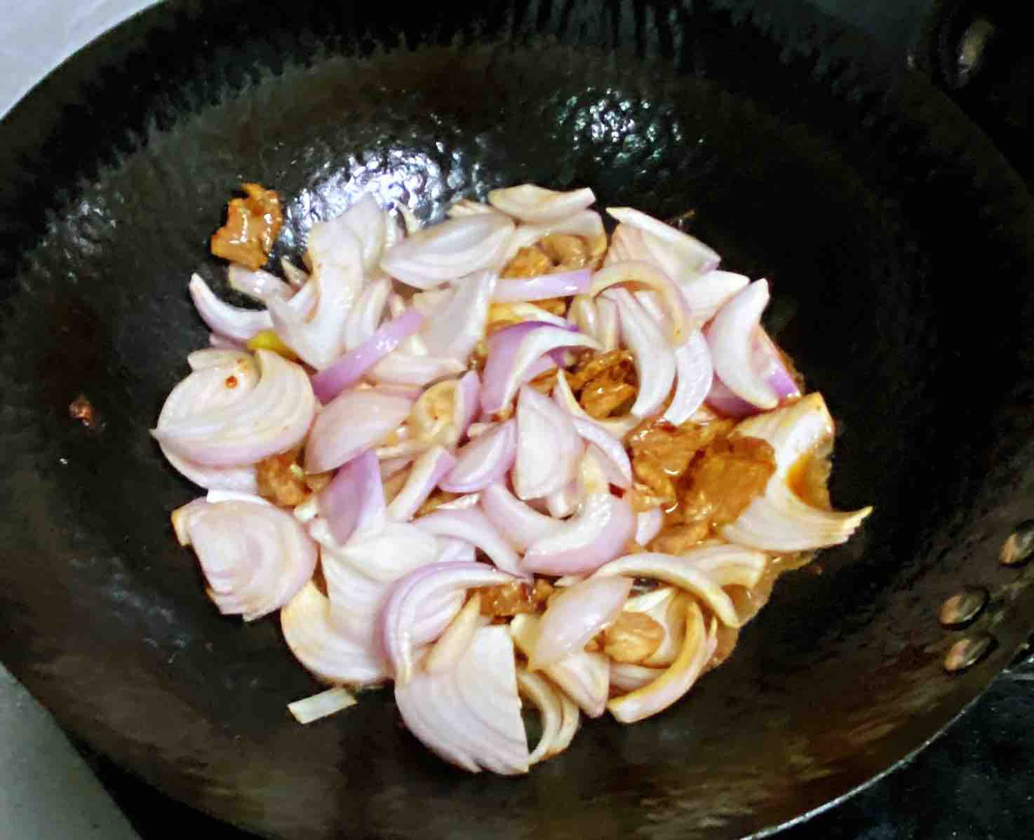 孕婦食譜炒外匯開戶蔥爆鹽煎肉，香甜脆爽、蔥香濃厚～的作法-咸鮮味燒菜譜