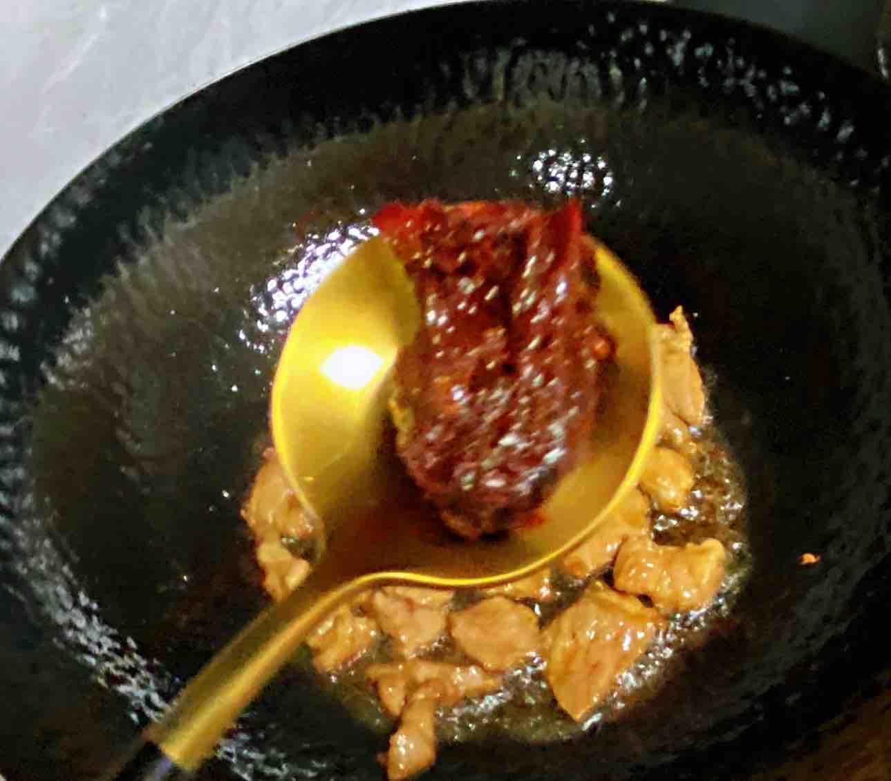 孕婦食譜炒外匯開戶蔥爆鹽煎肉，香甜脆爽、蔥香濃厚～的作法-咸鮮味燒菜譜