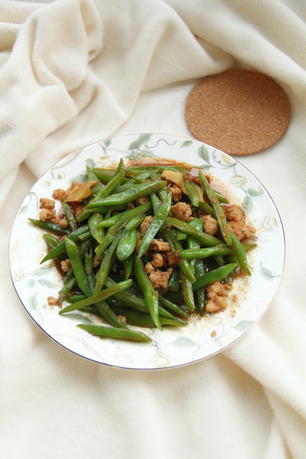 極下飯的肉末炒刀豆，娃也愛吃的做法-咸鮮味炒菜譜