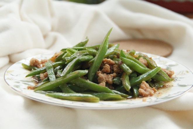 極下飯的肉末炒刀豆，娃也愛吃的做法-咸鮮味炒菜譜