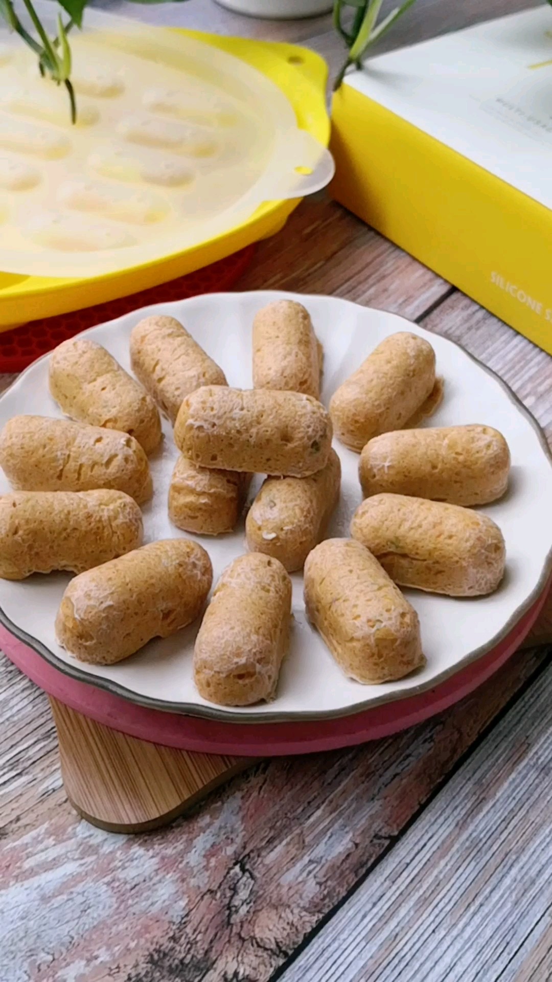 麻辣香腸的做法-麻辣味蒸菜譜