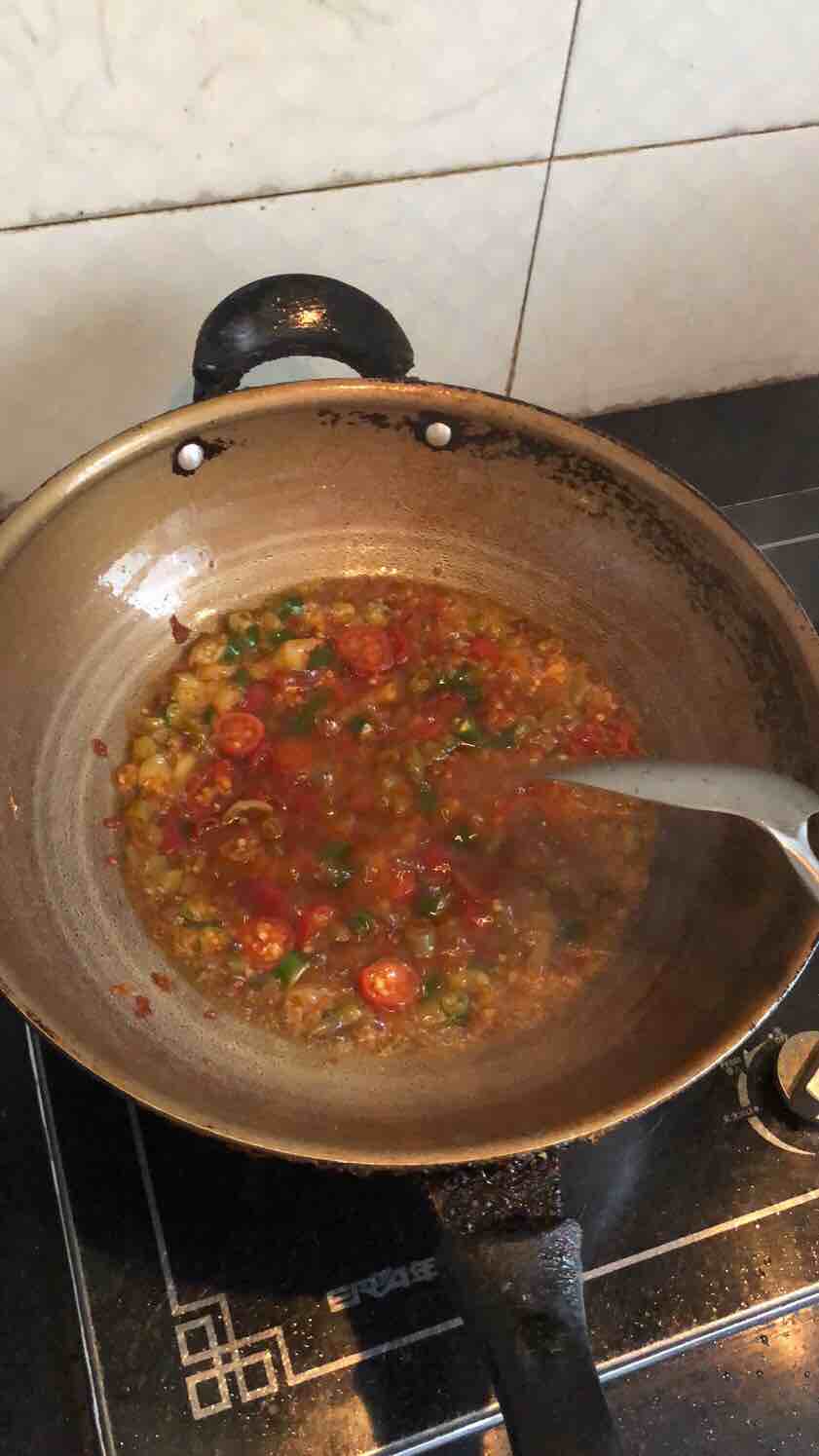 泡椒泥鰍的做法-酸辣味燒菜譜