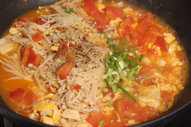 金針菇番茄雞蛋的做法-家常味炒菜譜