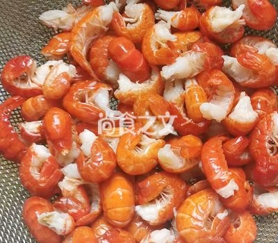 啤酒小龍蝦尾的做法-咸鮮味炒菜譜