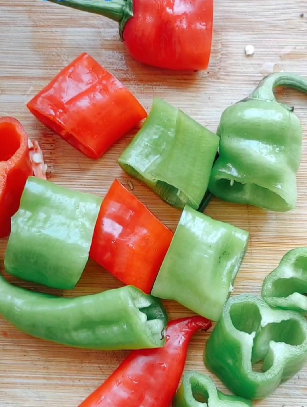 美人椒的做法-家常味煎菜譜