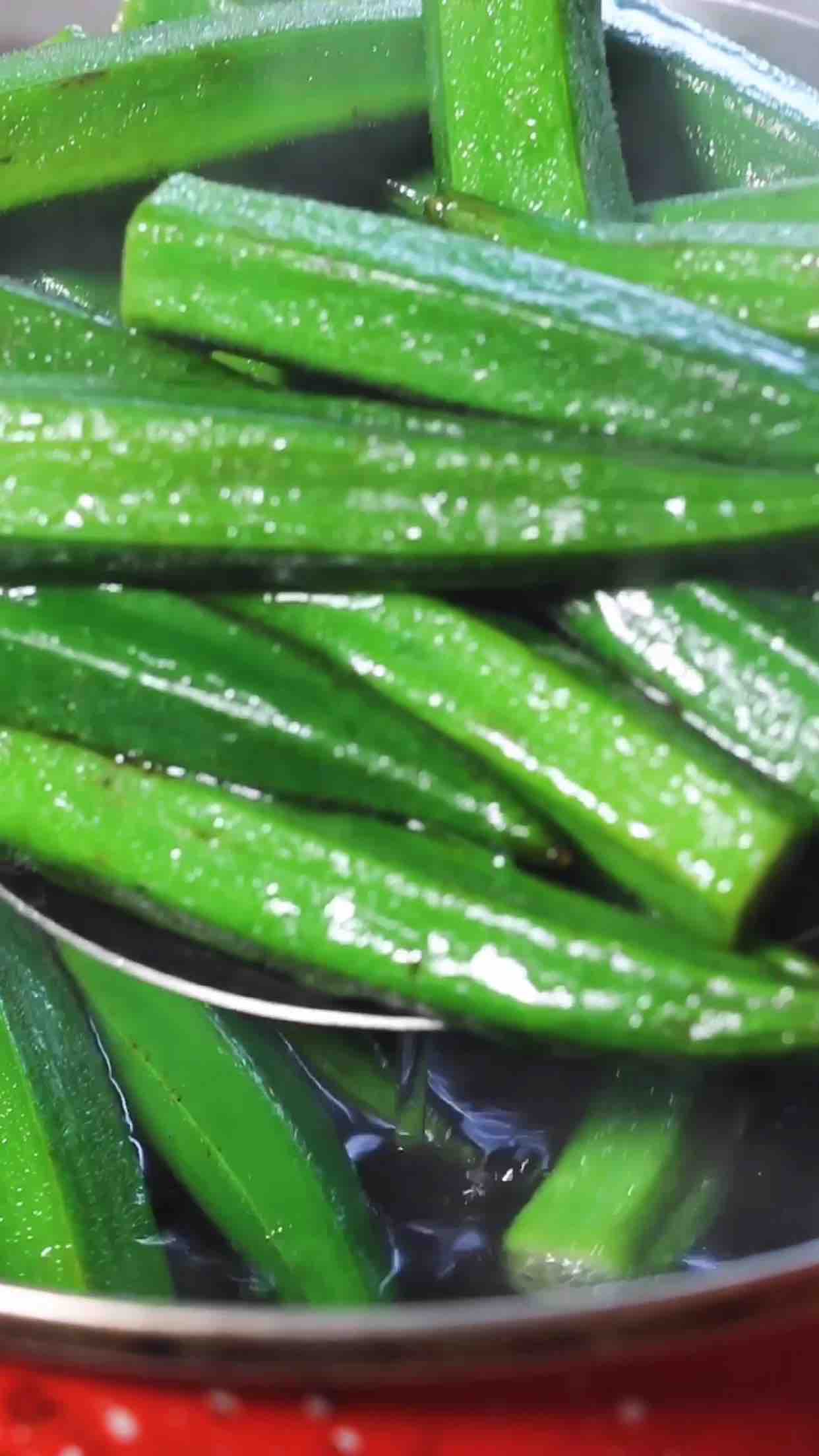 蒜蓉秋葵的做法-蒜香味拌菜譜