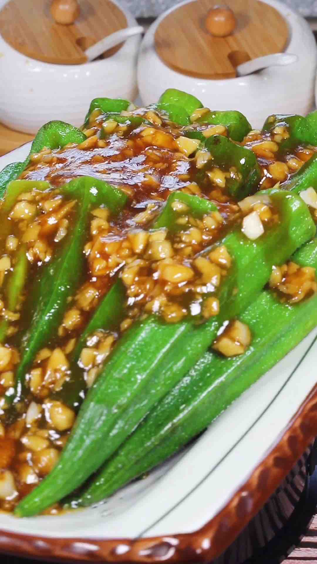 蒜蓉秋葵的做法-蒜香味拌菜譜