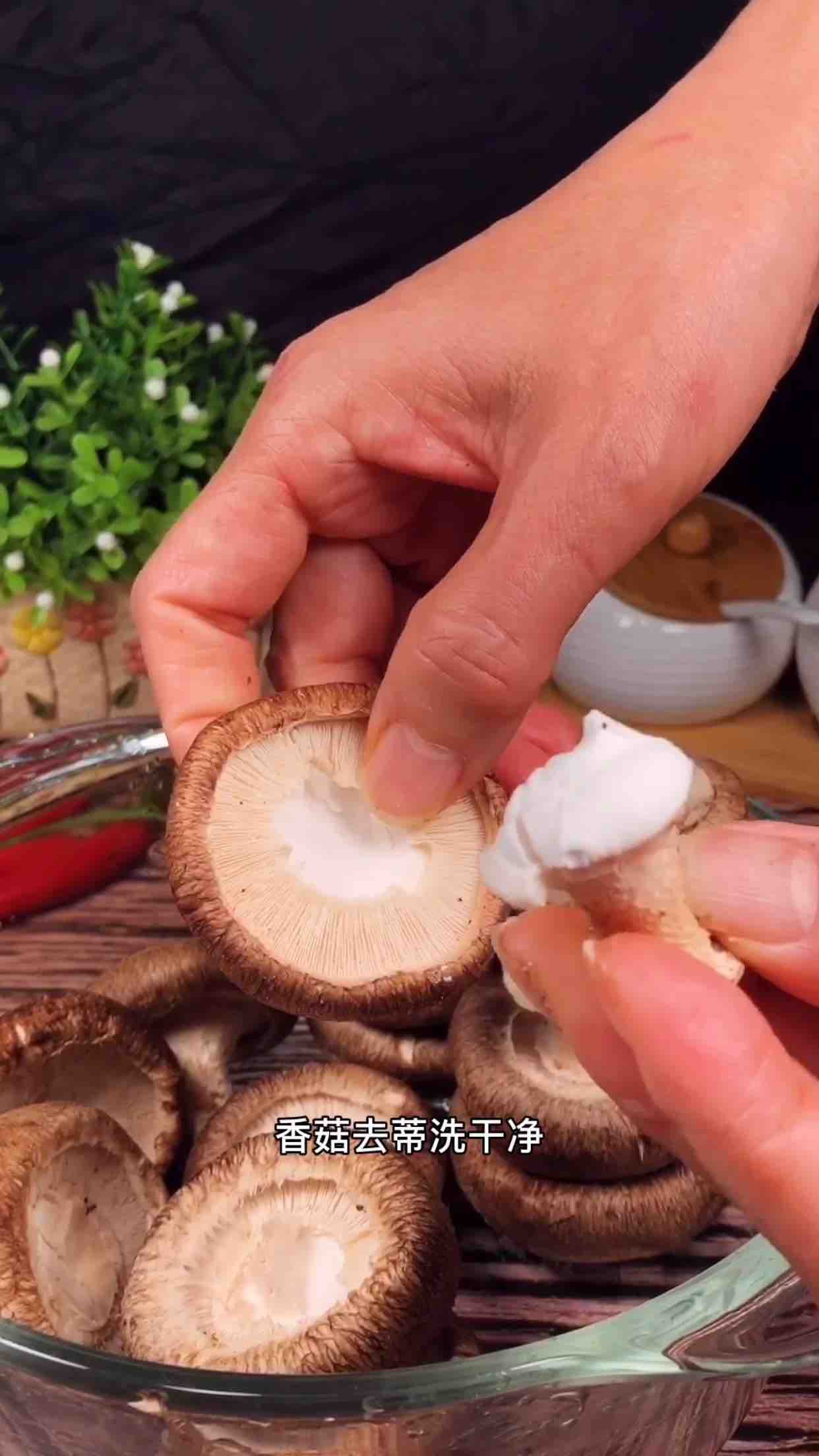 蒜蓉香菇的做法-蒜香味煎菜譜