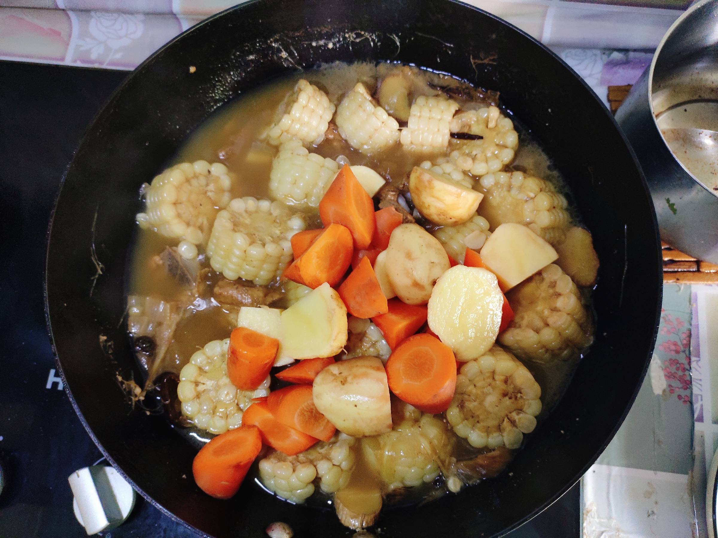 濃情蜜意一鍋出的做法-咸鮮味燉菜譜