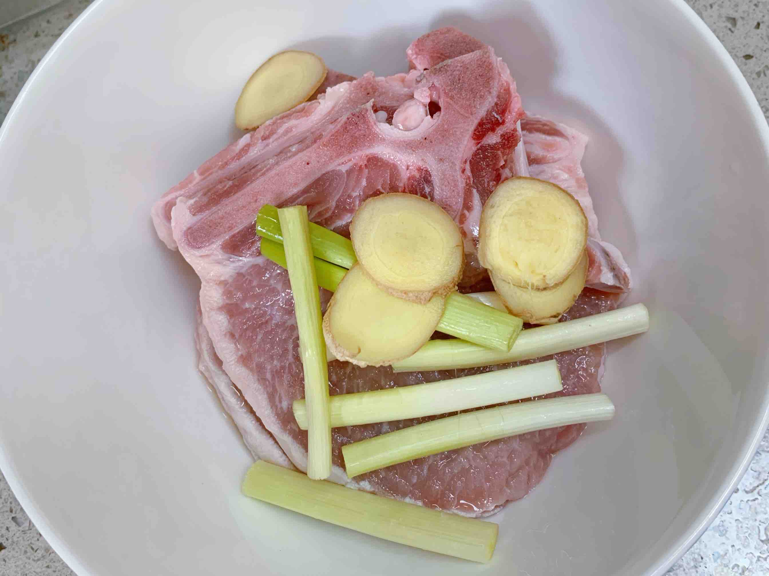 一看就會的紅燒大排的做法-咸鮮味燉菜譜