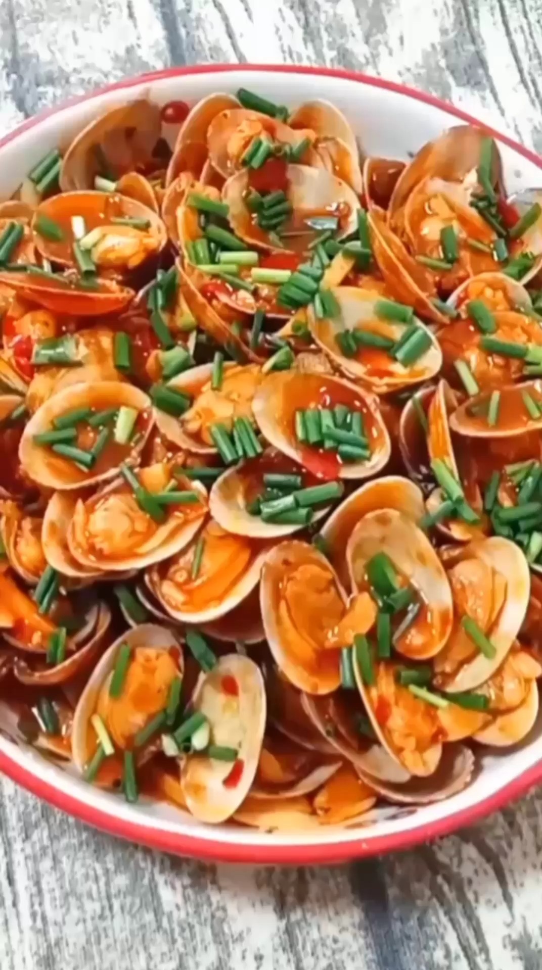 豆瓣醬炒花甲的做法-家常味炒菜譜