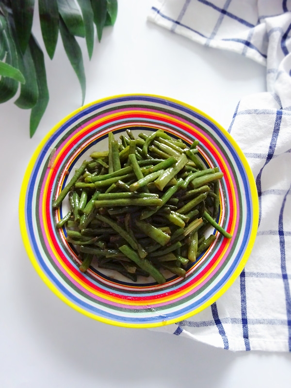 小炒豇豆的做法-家常味炒菜譜