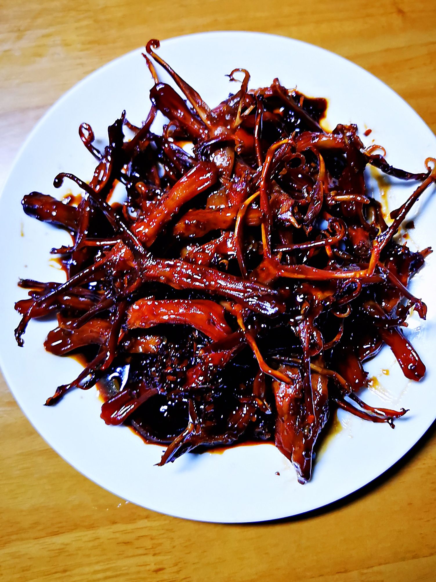 蒜香鴨舌的做法-香辣味燒菜譜