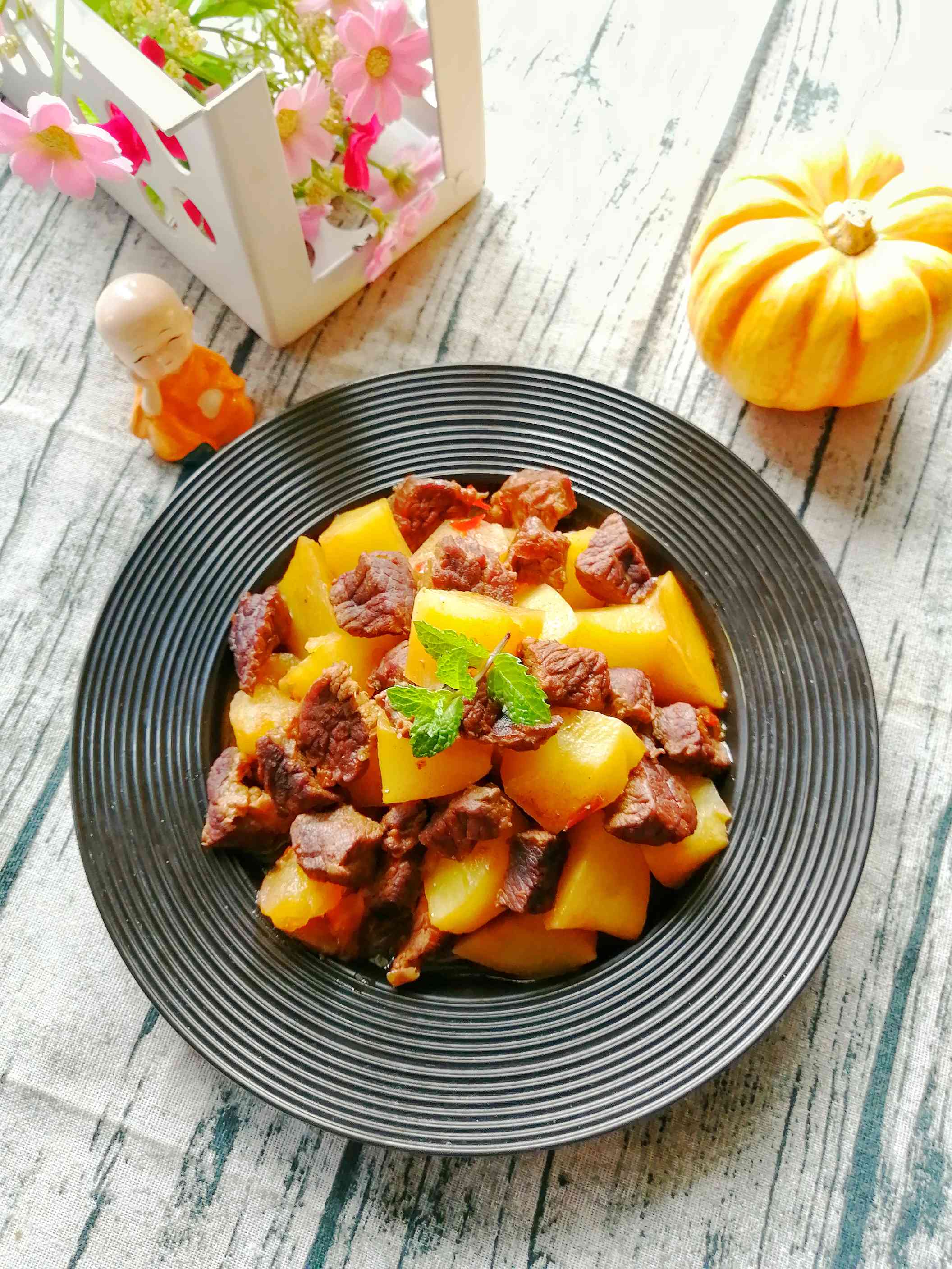 牛肉燉土豆的做法-咸鮮味燉菜譜